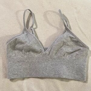 ALO Yoga Light Gray Ribbed Top